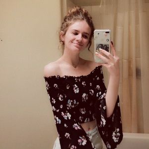 Meet your Posher, Hailey